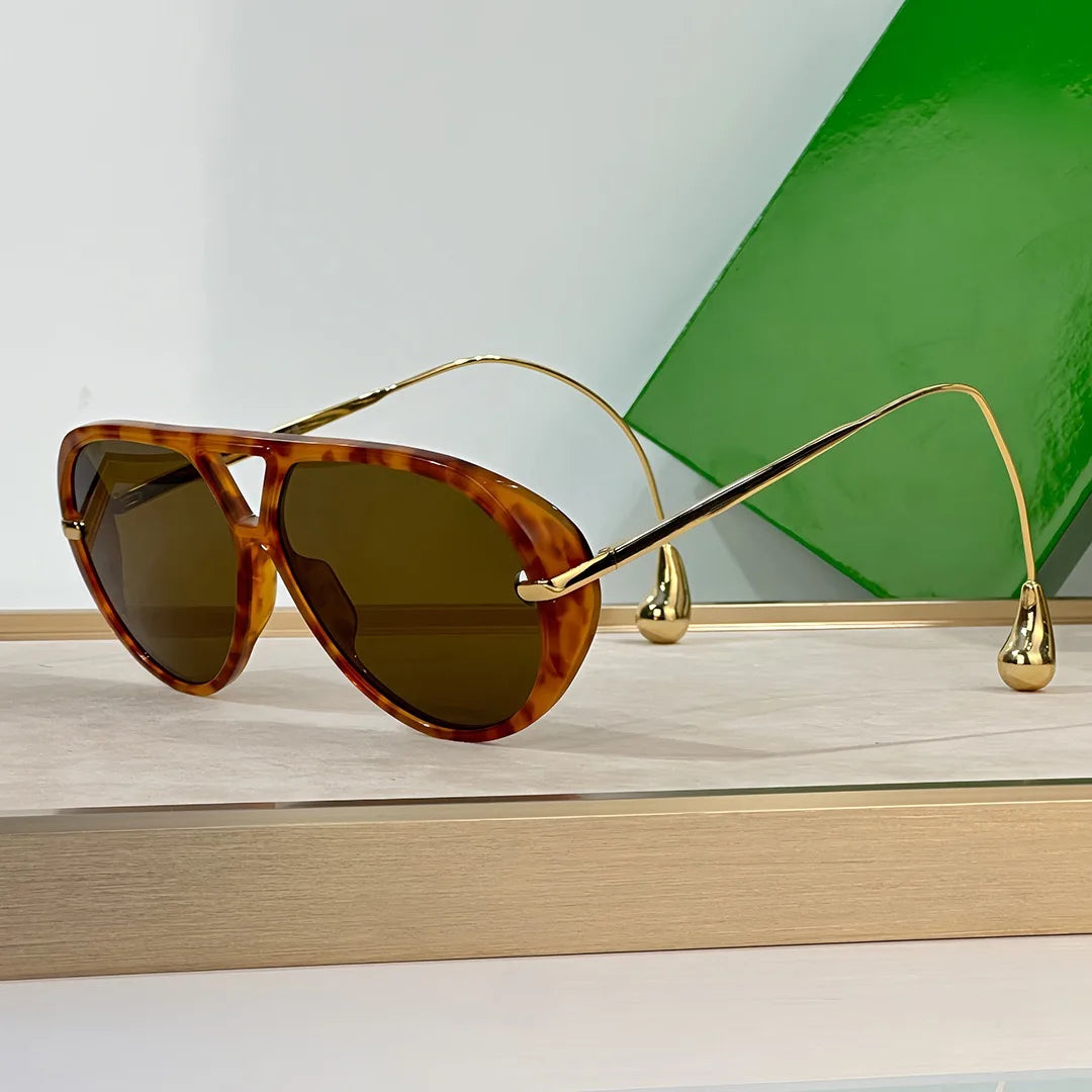 Oversized Vintage Style Pilot Sunglasses