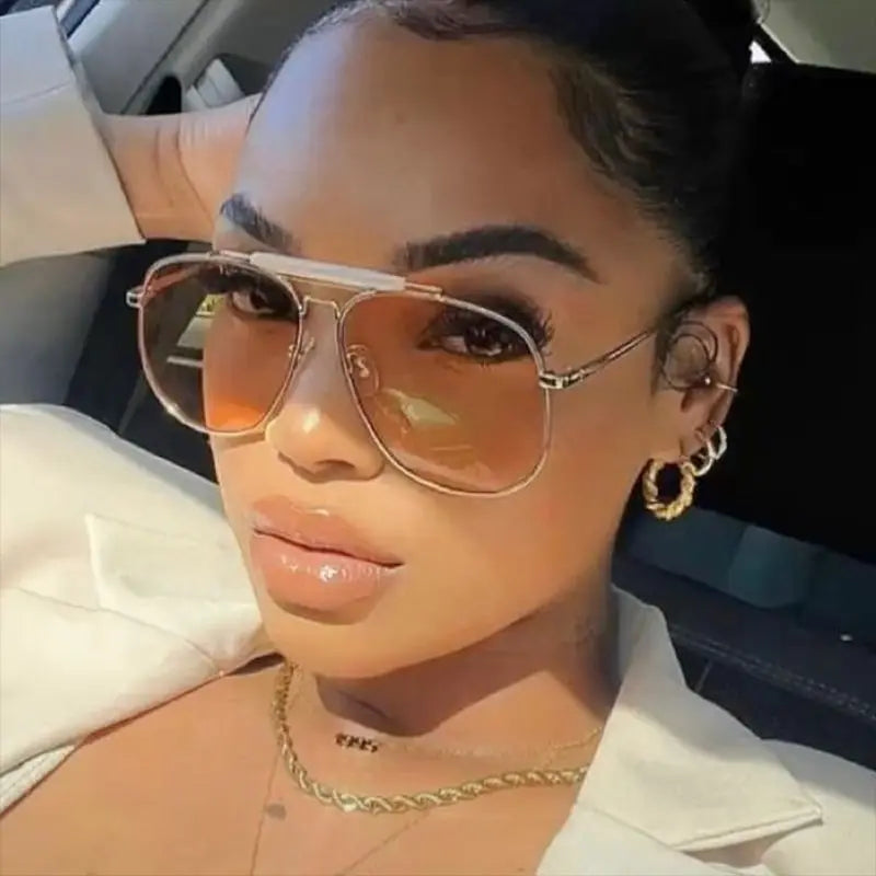 Retro Style Pilot Sunglasses
