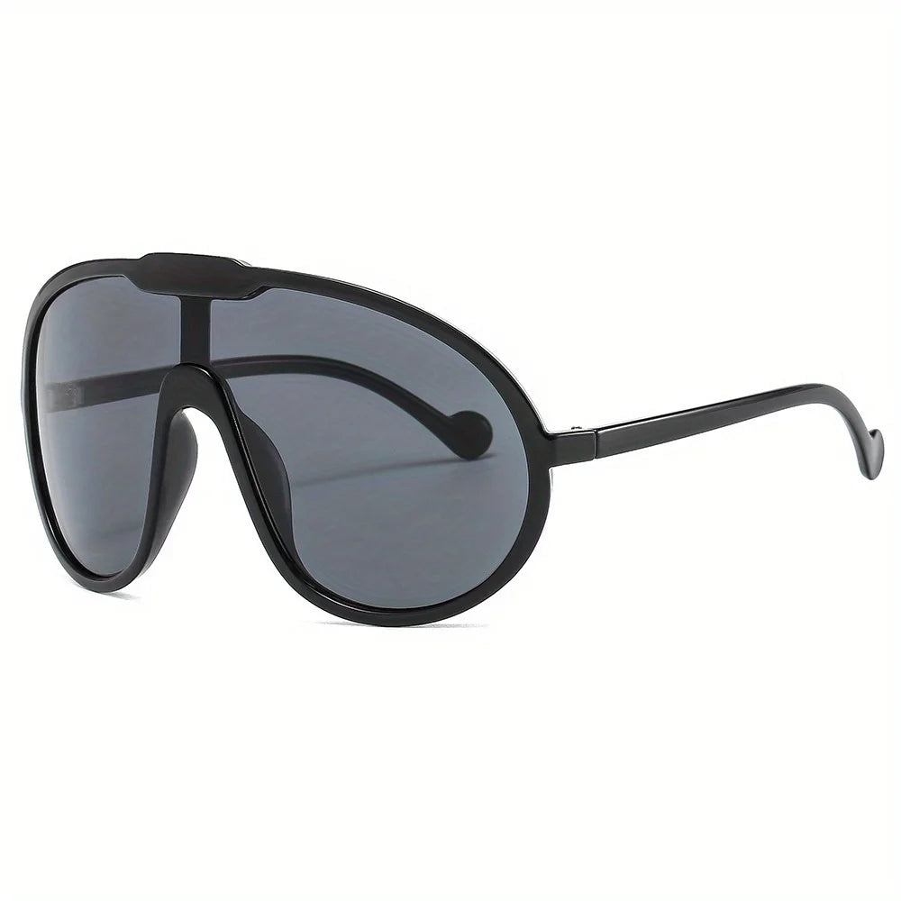 Oversized Retro Style Sunglasses