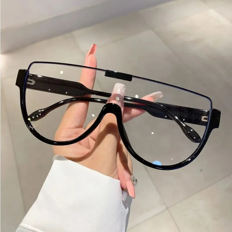 Vintage Designer Style Sunglasses