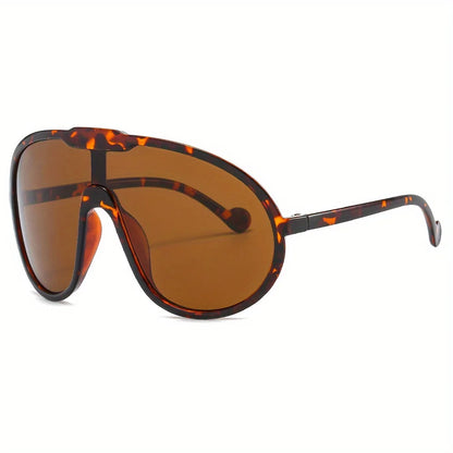 Oversized Retro Style Sunglasses